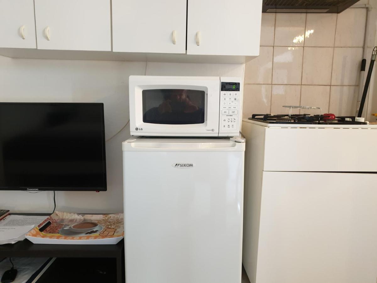 Apartamento Location Turistic Monolocale Nel Parco Del Santuario Asti Exterior foto